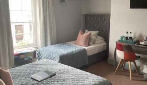 Familien-Dreibettzimmer