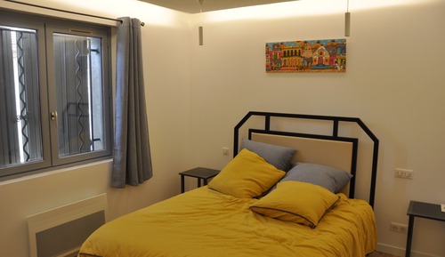 Comfort-Einzelzimmer, mit Bad, Blick auf den Innenhof (Picholine)