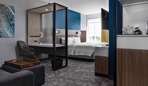 Suite, 1 King-Bett (Mobility/Hearing Accessible, Tub)