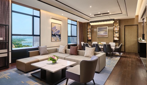 Royal-Suite, 1 King-Bett, barrierefrei, Seeblick (Lounge Access)