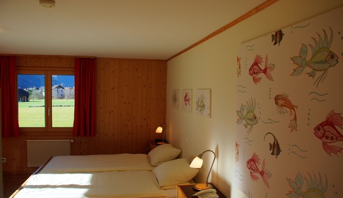 Familien-Vierbettzimmer