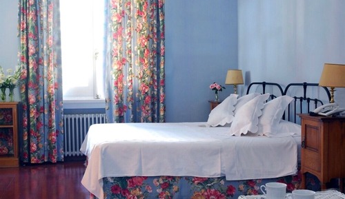 Comfort-Doppel- oder -Zweibettzimmer