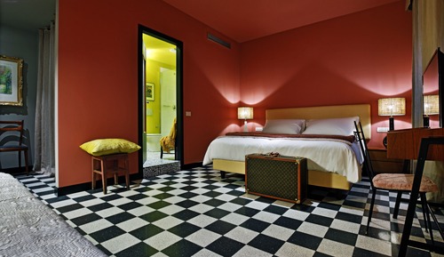 Superior-Doppel- oder -Zweibettzimmer