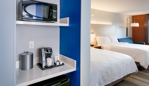 Suite, 2 Queen-Betten, barrierearme Badewanne (Communications)