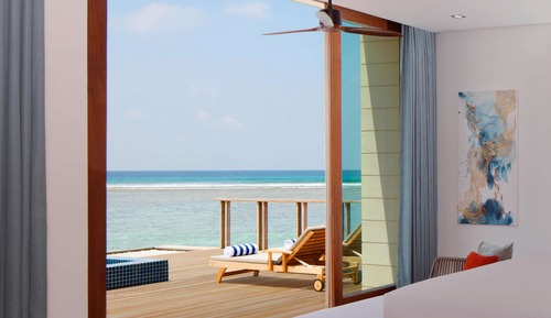 Villa, eigener Pool, auf dem Wassser (50% off transfers for 3nights & above)