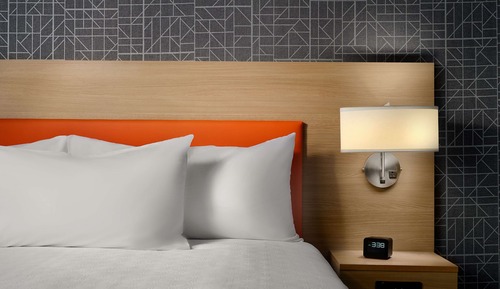 Suite, 1 King-Bett, barrierefrei (Mobility & Hearing, Roll-in Shower)