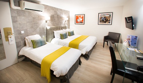 Dreibettzimmer