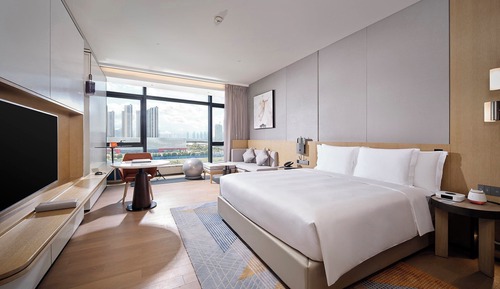 Premium-Zimmer, 1 King-Bett (Football Stadium View)