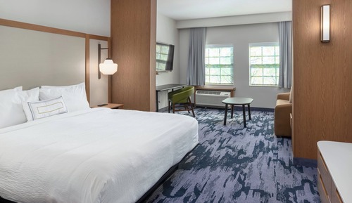 Suite, 1 King-Bett und Schlafsofa