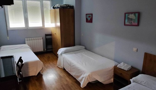 Basic-Dreibettzimmer