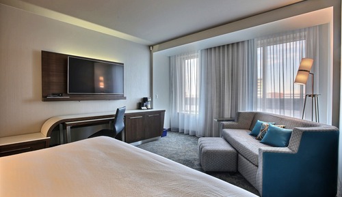 Zimmer, 1 King-Bett und Schlafsofa