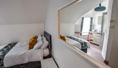 Standard-Studio, 1 Doppelbett