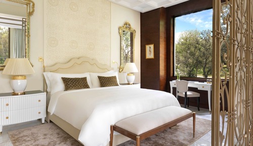 Premier-Zimmer, 1 King-Bett, Terrasse, Gartenblick