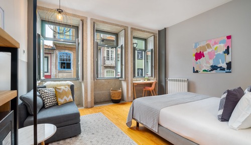 Doppel- oder Zweibettzimmer