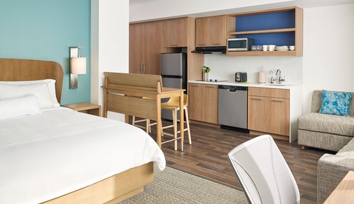 Zimmer, 1 King-Bett, Nichtraucher (Mobility Accessible, Tub)