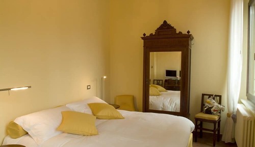 Doppelzimmer (1)