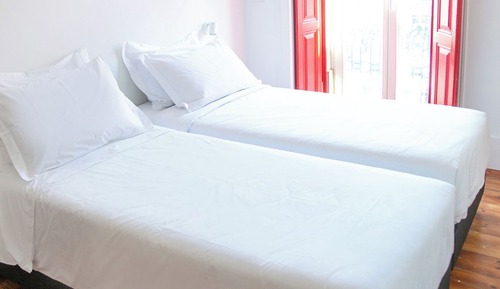 Premium-Apartment, 2 Schlafzimmer, Blick auf den Innenhof (1D)