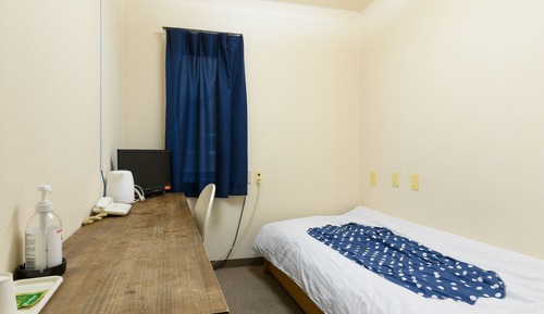 Einzelzimmer, Raucher