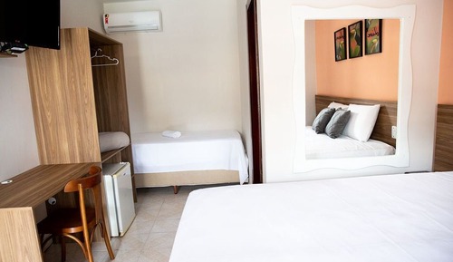 Standard-Dreibettzimmer