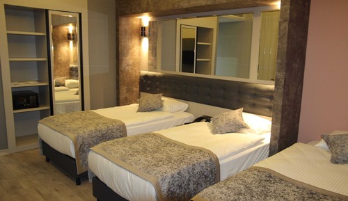 Standard-Dreibettzimmer