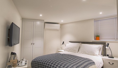 Standard-Doppelzimmer (2)
