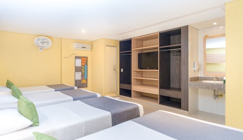 Standard-Vierbettzimmer