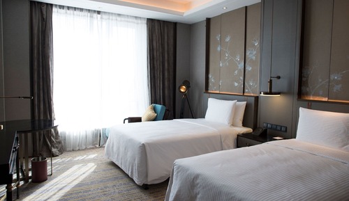 Grand-Zweibettzimmer