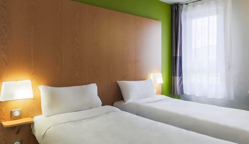 Zweibettzimmer