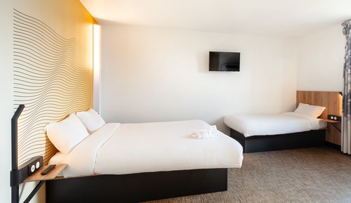 Dreibettzimmer