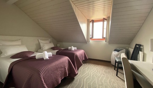 Standard-Zweibettzimmer