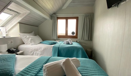 Economy-Zweibettzimmer