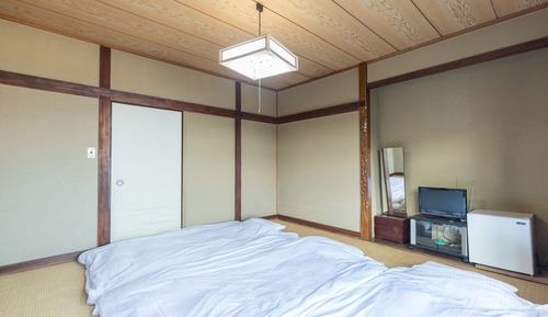 Zimmer (Japanese, Triple)