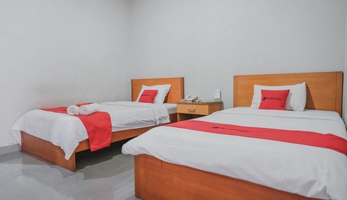 Zweibettzimmer (RedDoorz)