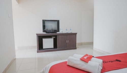 Doppelzimmer (RedDoorz)