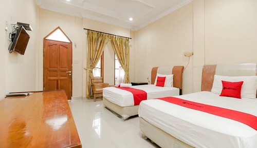 Twin Room (RedDoorz)