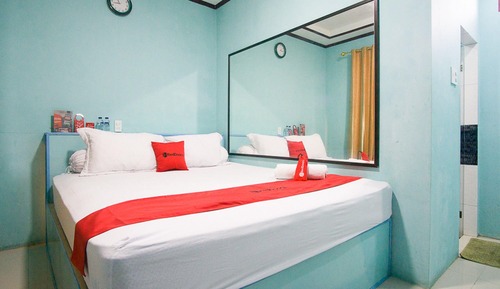 Doppelzimmer (RedDoorz)