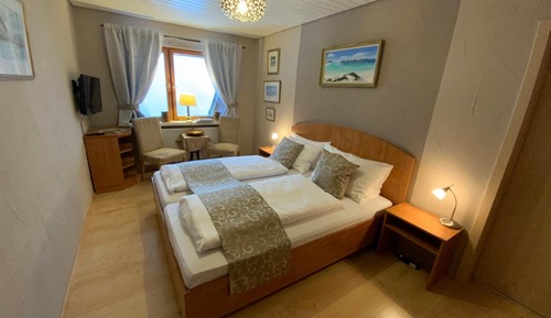 Standard-Doppelzimmer, Nichtraucher, Bergseite