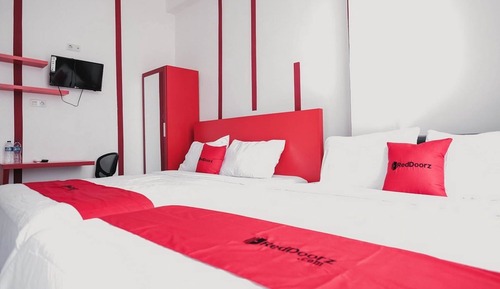 Zweibettzimmer (RedDoorz)