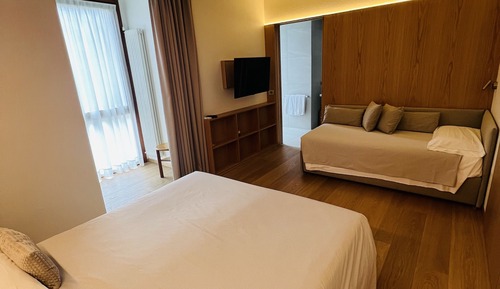 Deluxe-Dreibettzimmer