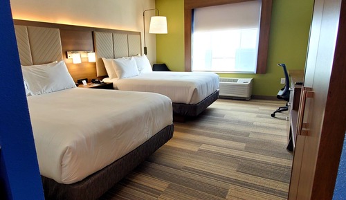 Standardzimmer, 2 Queen-Betten