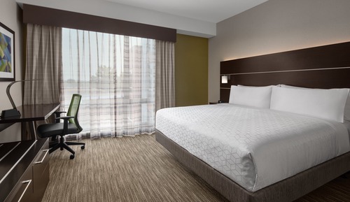 Standardzimmer, 1 King-Bett, barrierefrei (Mobility, Roll-In Shower)