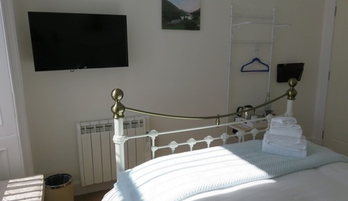 Doppelzimmer, mit Bad, Parkblick