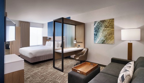 Suite, 1 King-Bett (Mobility/Hearing Accessible, Tub)