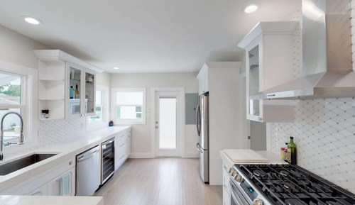 Ferienhaus (The Lewis House)