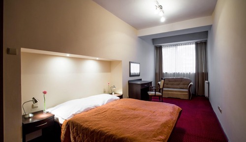 Doppel- oder Zweibettzimmer (with Extra Bed)