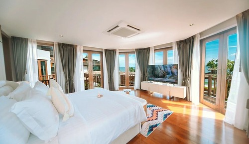 Family Pool Villa 3 Bedrooms