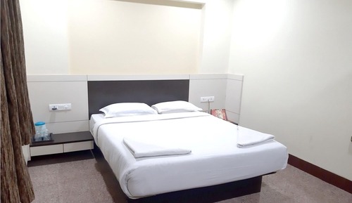Standard-Doppel- oder -Zweibettzimmer