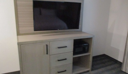 Standardzimmer, 1 King-Bett, Nichtraucher, Kühlschrank und Mikrowelle
