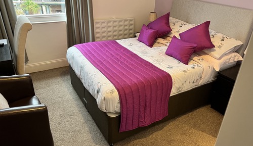 Comfort-Vierbettzimmer, mit Bad