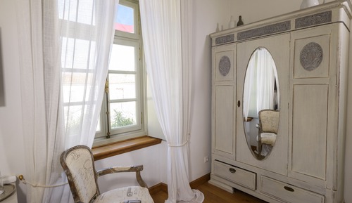 City-Doppelzimmer, Hügelblick